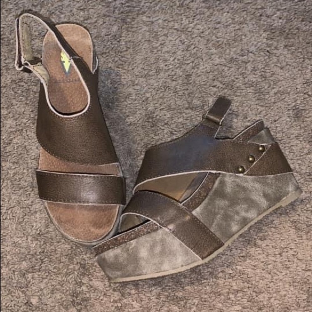 Dressy heels, worn once